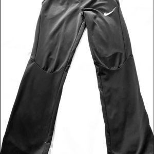 Boys XL Nike Tapered Athletic Pant